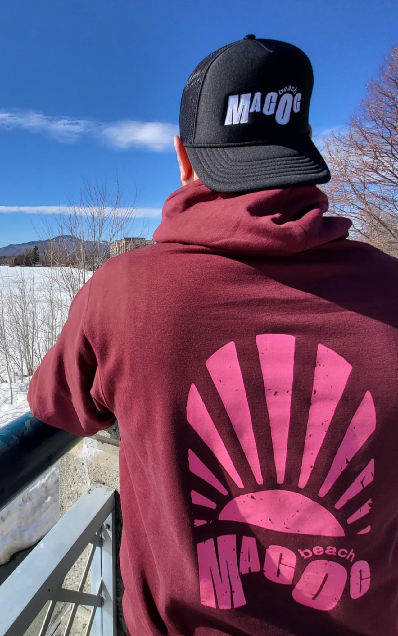 Hoodie du soleil – Magog Beach